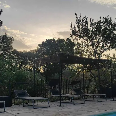 Mas De L'amourie Holiday home Solerieux